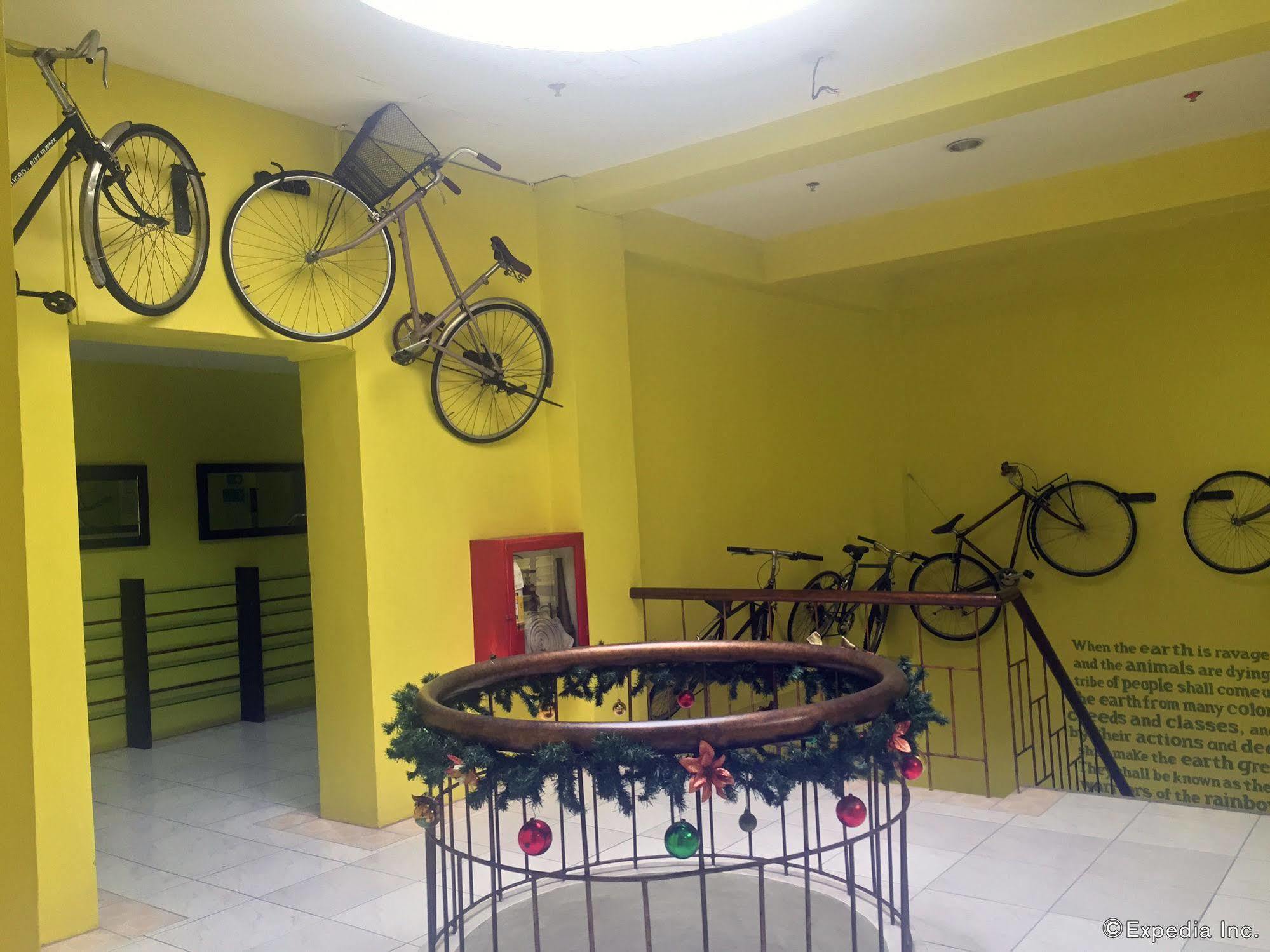 Cebu Elicon House Hotel Exterior photo